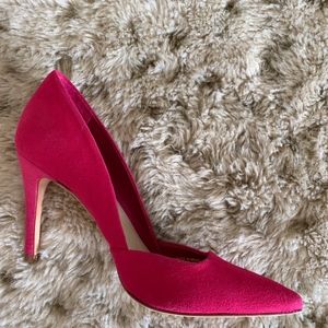 TRINA TURK HOLLYWOOD SUEDE PUMPS 6.5